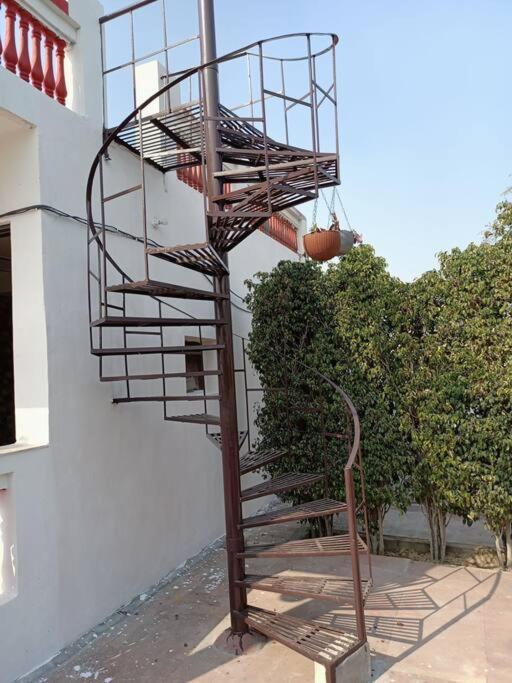 Achal Farm जंगल में मंगल Villa คูร์เคาน์ ภายนอก รูปภาพ
